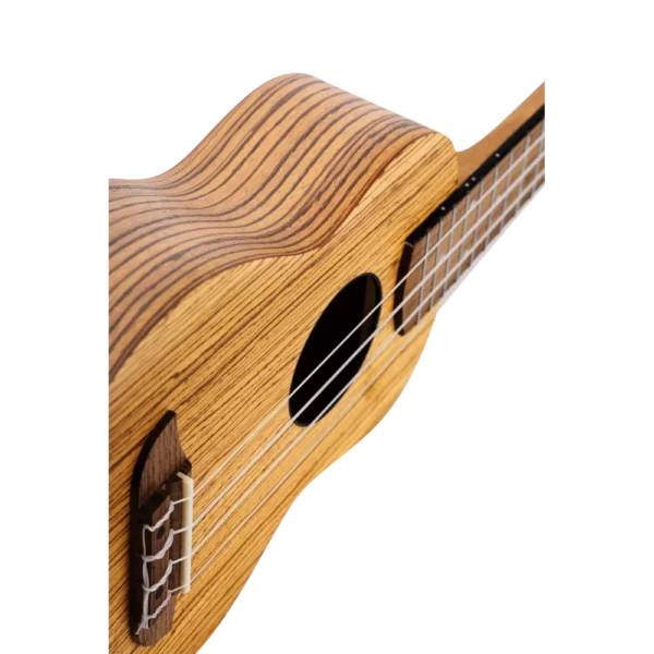 ORTEGA RFU10Z, sopran ukulele - bočna strana