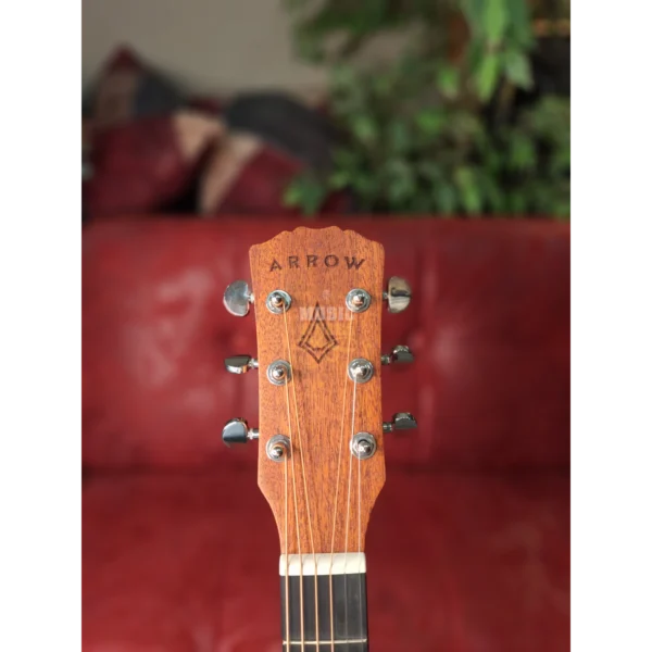 ARROW Silver Cutaway Natural Dreadnought, elektro-akustična gitara - headstock