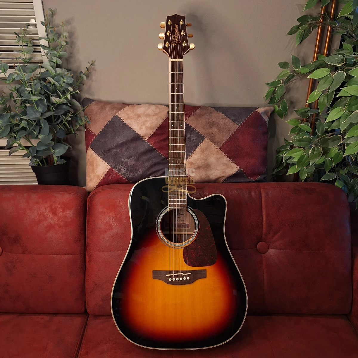 TAKAMINE GD71CE-BSB, elektro-akustična gitara slika