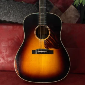 EASTMAN E22SS/V-SB, akustična gitara + čvrsti kofer - prednja oloča